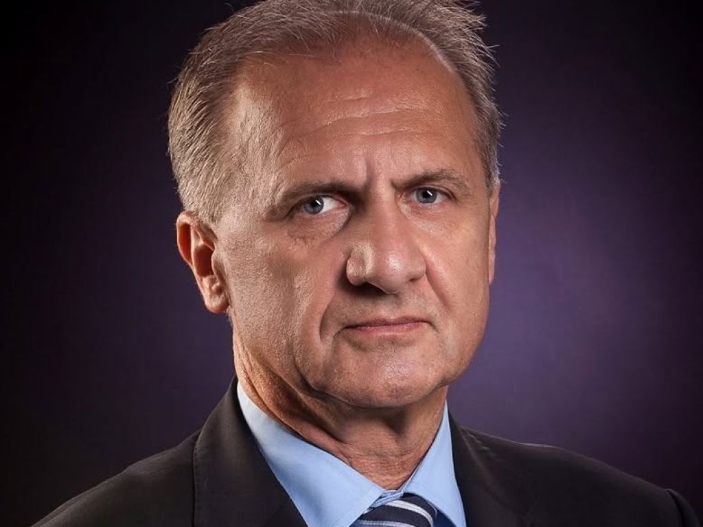 Simič opoziciji očita dvojna merila: Kritizira davčne razbremenitve, sama pa predlaga skoraj 800 milijonov manj dohodnine