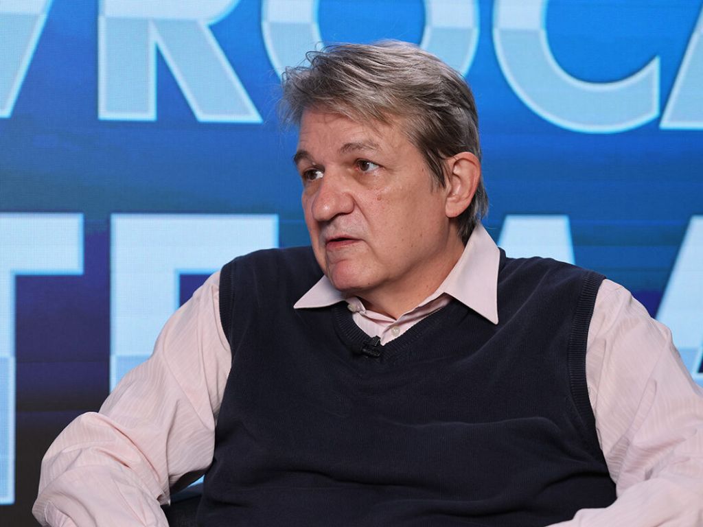 Šušteršič in fiskalni svet: nasprotujoče si napovedi o proračunski disciplini