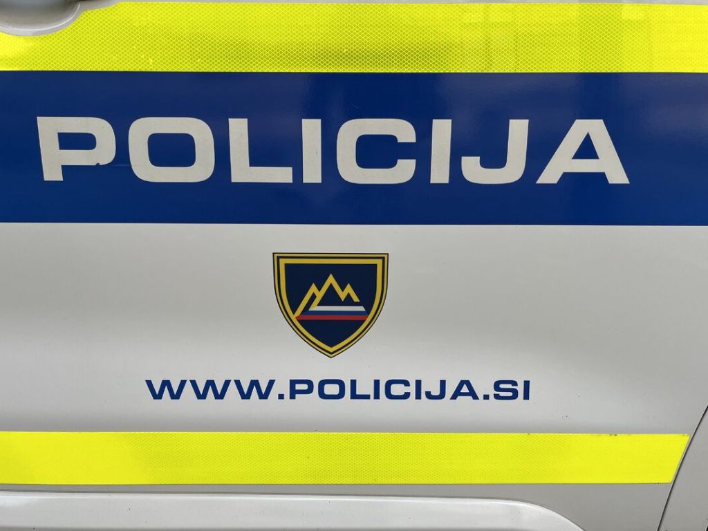 Protesti: Policija lahko ukrepa tudi proti mladoletnim kršiteljem