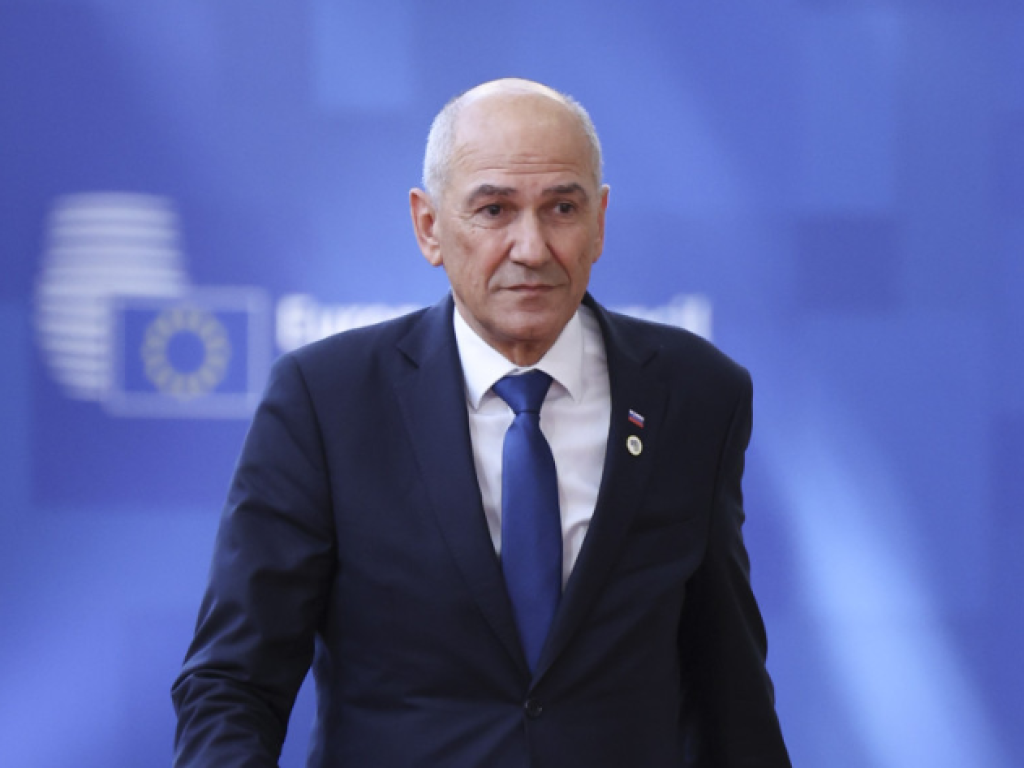 Janša pred pogajanji za evropski denar s frustracijo, ker smo na istem kot leta 2008