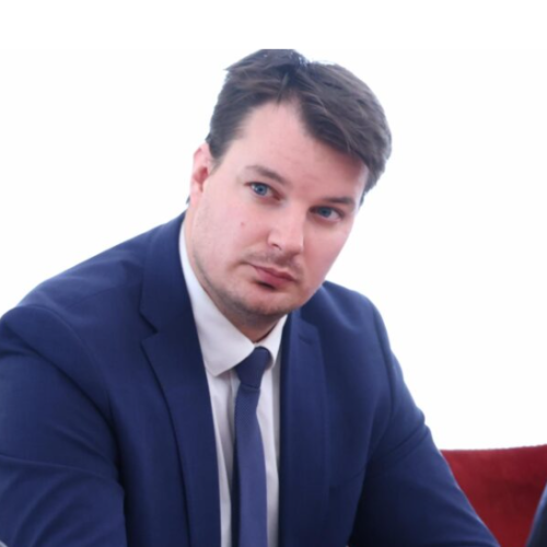 y4nzb_169-dejan-suc-fotka.png