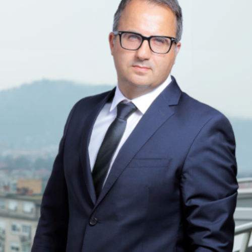 V »Golobovi« družbi GEN-I še naprej prikrivajo bruto prejemke vodilnih ljudi