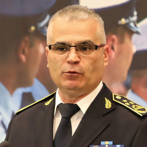 Specializirano državno tožilstvo naj bi na sodišče vložilo zahtevo za sodno preiskavo zoper Senada Jušića, nekdanjega generalnega direktorja policije