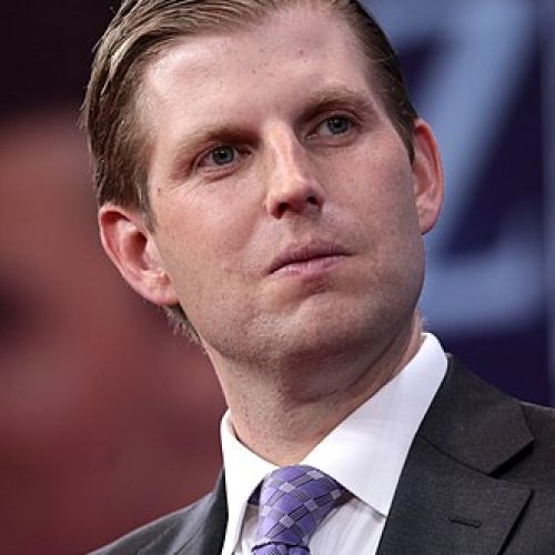 330px-Eric_Trump_by_Gage_Skidmore.jpg