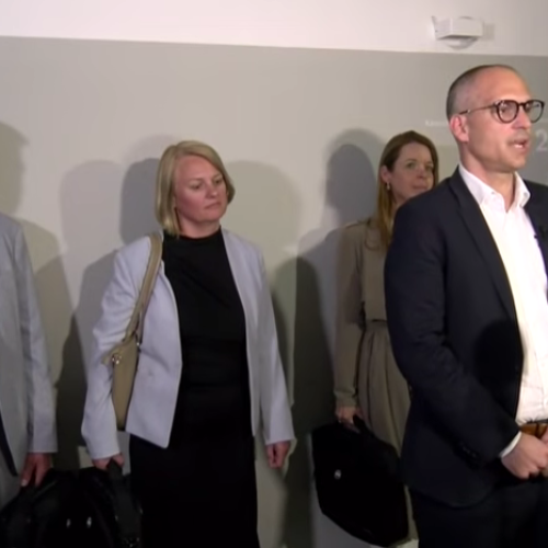 Demokrati že pritrdili, danes o koaliciji z Janšo odloča NSi