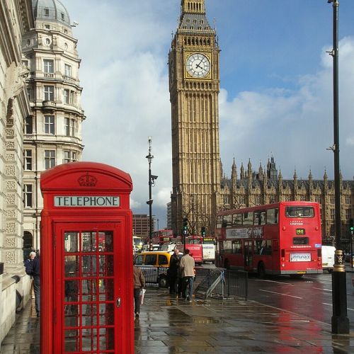 ygrav_london-big-ben-phone-box.jpg