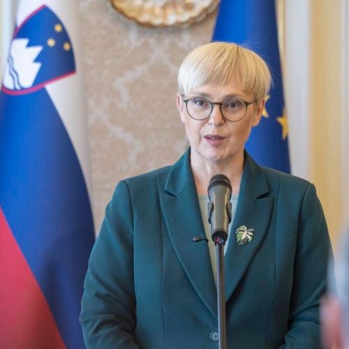 Nataša Pirc Musar je javnosti prikrivala še eno prometno nesrečo