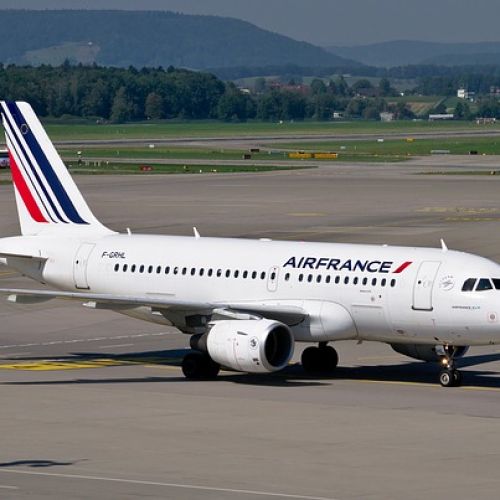 air_france_letalo_letalisce.jpg