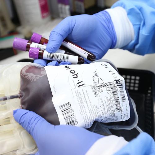 blood-g5386aaaef_1280.jpg