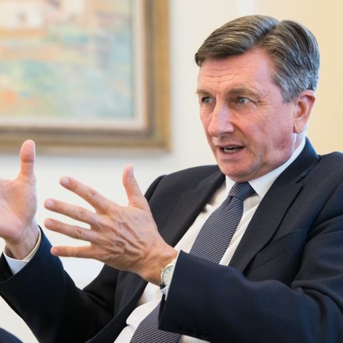 borut-pahor-intervju3.jpg
