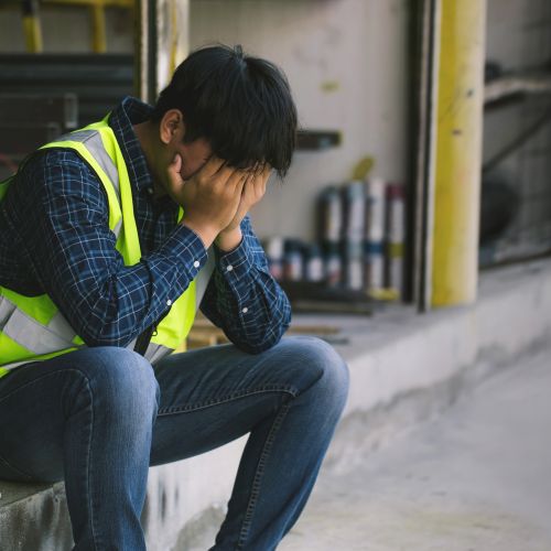 Slovenija drsi: največji porast brezposelnosti v EU bi moral biti rdeči alarm za vlado