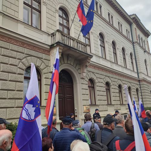 Cetrti-protest-upokojencev.jpeg