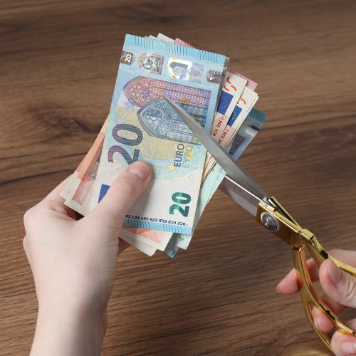 v žepu ostane vse manj