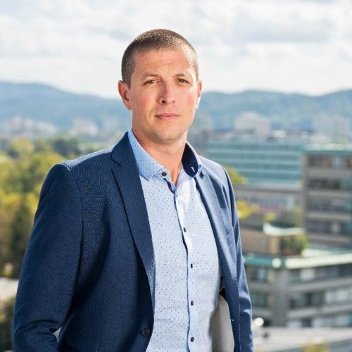 Zaradi romunske aretacije Hudohmeta uprava Gen-I že danes na izredni seji