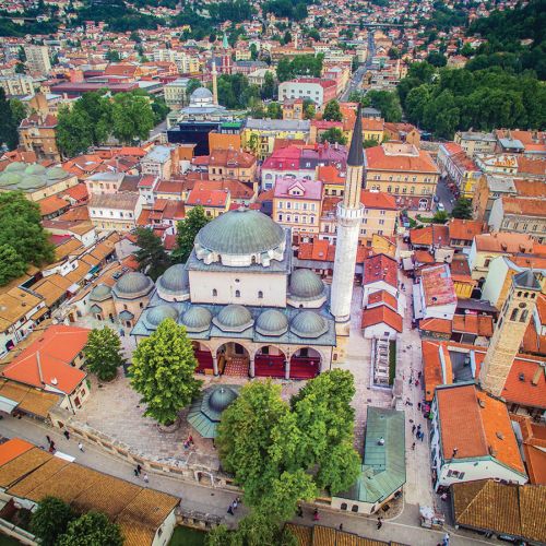 Rojstvo terorizma za 21. stoletje (3. del): Vojna proti Zahodu se uradno začne – Bosna in Somalija
