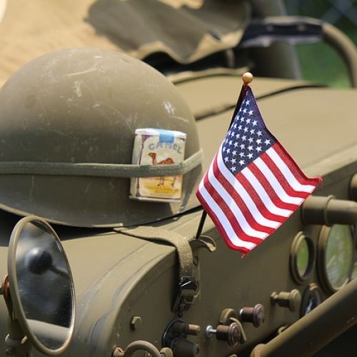 helmet-1475770_640.jpg