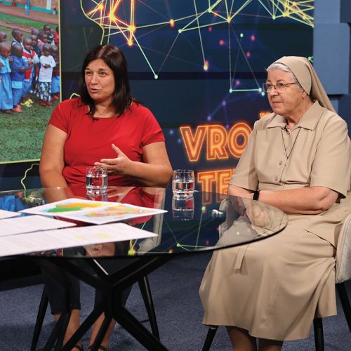 S. Vesna Hiti in Jana Lampe: 35 let skrbi za revne