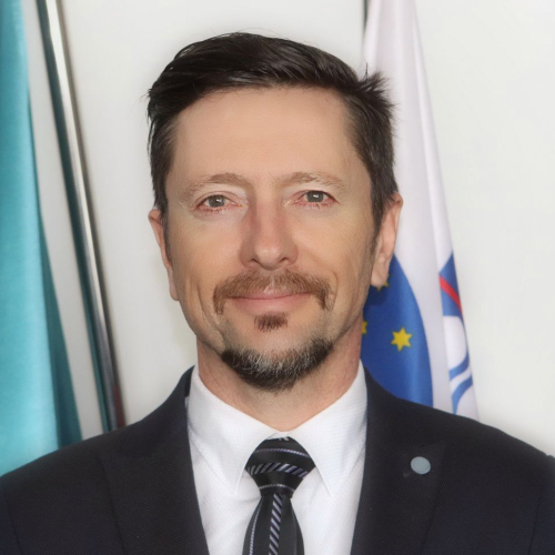 Novi šef Fursa napoveduje manj represije, več dialoga