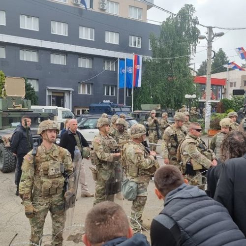 Kosovo_Policija_NemiriFoto-Twitter-JamesPorrazzo.jpg