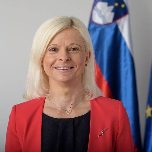 Ksenija-Klampfer.jpg