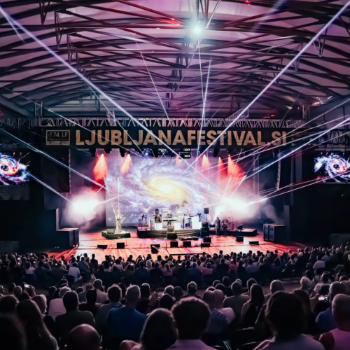 Direktor Festivala Ljubljana po tednu kritik vendarle popustil