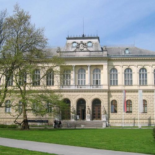 NarodniMuzej-ljubljana.jpg