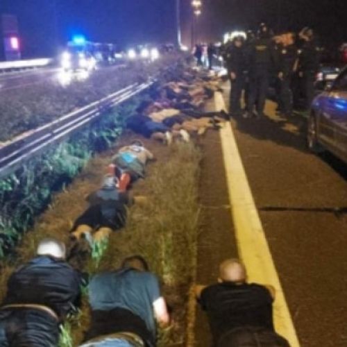 navijaci_hajduk_avtocesta.jpg