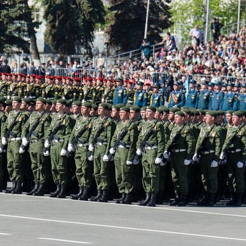 parade-716561_960_720.jpg