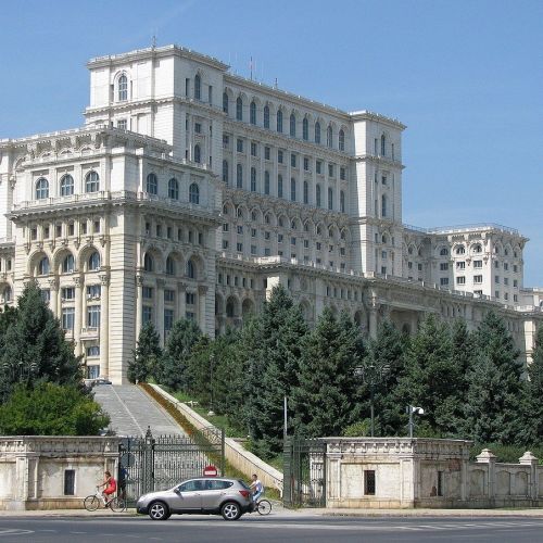 parlament-bukaresta.jpg