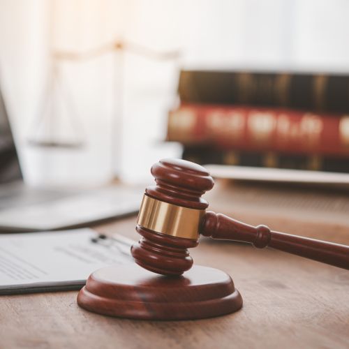 Pooblastil je že sedaj dovolj, a se ne izvajajo