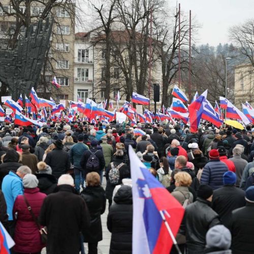 protest-upokojencev-marec_1.jpg