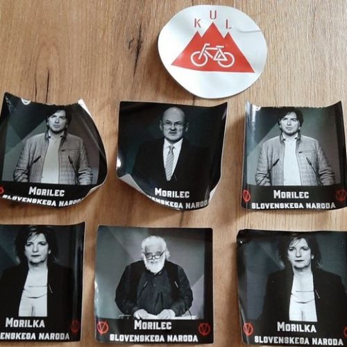 svetovalna_skupina_plakati_morilci.jpg