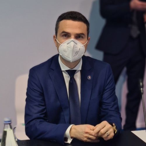 tonin_strateski_kompas.jpg