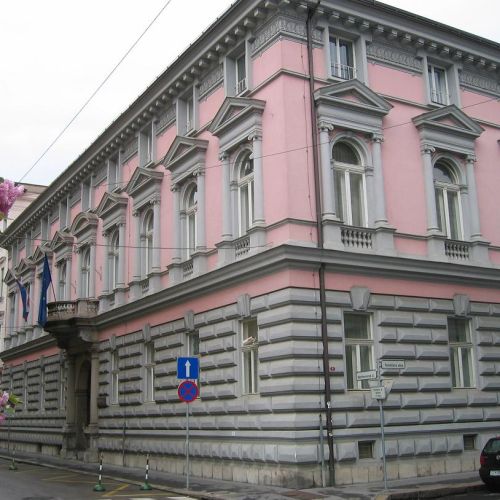 UstavnoSodisce-ljubljana-wiki.jpg