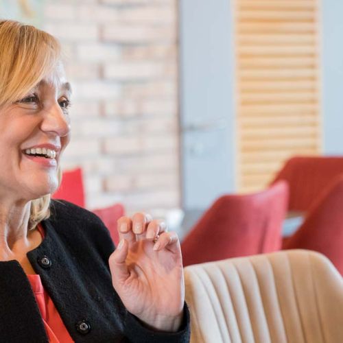 Dr. Alja Brglez: V sorazmerno mirnem času zapravljamo priložnosti. prihaja pa čas, ki morda ne bo bolj prijazen od sedanjega
