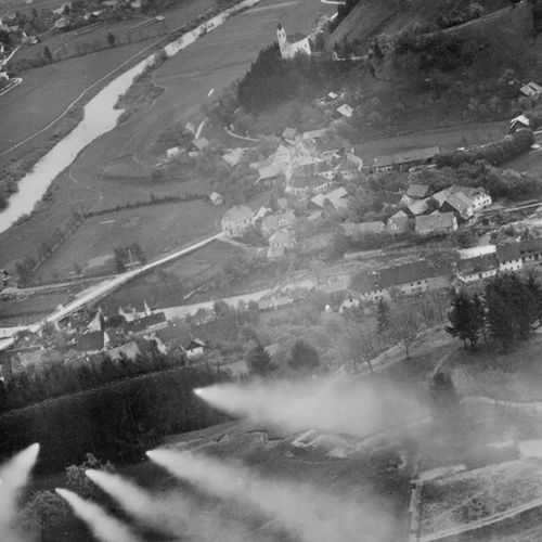bombardiranje, raketiranje