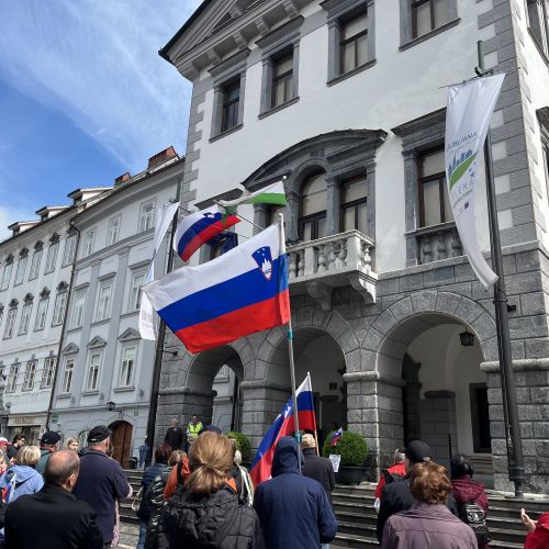 Jubilejni shod za zaščito čiste pitne vode: »Končati se mora Jankovićeva era«