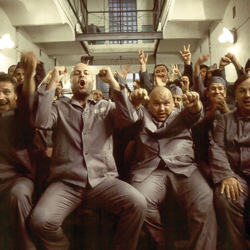 [Gledali smo] Komu zveni?