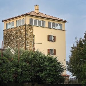 Glem, Čeferin, obrambni stolp, graščina